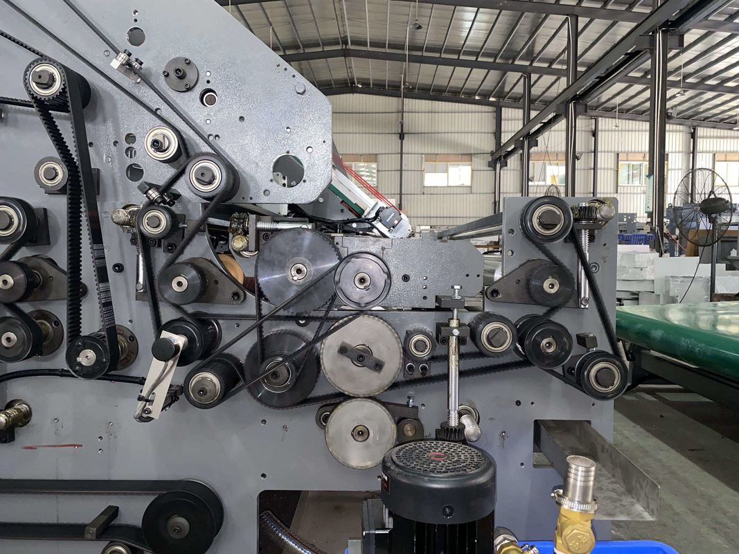 Máquina de colagem de flauta de parede dupla automática tipo 1650