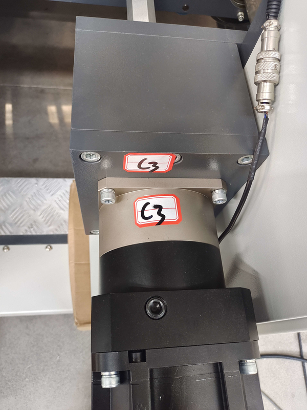 Coladora de pastas de papelão ondulado com cola de soluto 420 mm-1900 mm Máquina de colagem de pastas